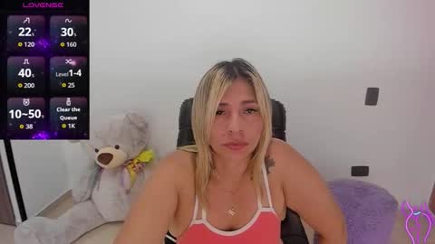 Snapshot of camilabliss chatting on 26, 11, 2025 Camila online show from 26, 11, 2025