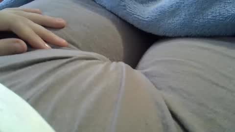 flash 50 tokens BIG CLIT  tits pussy. masturbation big clit 150 tokens fingers inside pussy 1000 tk  pump big clit 300 tk online show from 4, 5, 2026