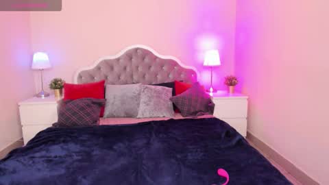 camilladreamer online show from 15, 10, 2025