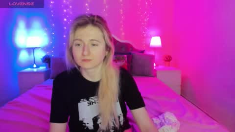 camilladreamer online show from 8, 2, 2026