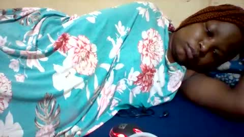 camillah_sweet online show from 8, 5, 2026