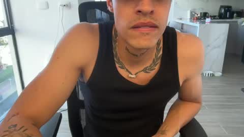 Snapshot of camilo__ chatting on 23, 6, 2026 camilo online show from 23, 6, 2026