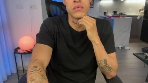 Snapshot of camilo__ chatting on 26, 6, 2026 camilo online show from 26, 6, 2026