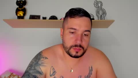 camilo_restrepo21 online show from 28, 9, 2025