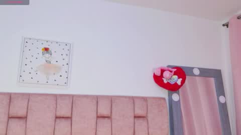 camiluxe online show from 31, 3, 2026