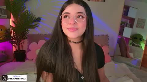 Snapshot of cammiefoalss chatting on 14, 9, 2025 Lets reach 200 thumbs up online show from 14, 9, 2025