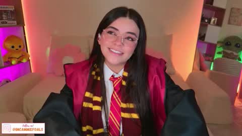 Snapshot of cammiefoalss chatting on 31, 10, 2025 Lets reach 200 thumbs up online show from 31, 10, 2025