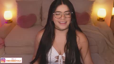 Snapshot of cammiefoalss chatting on 12, 2, 2026 Lets reach 200 thumbs up online show from 12, 2, 2026