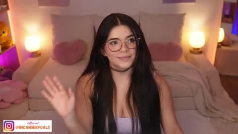 Snapshot of cammiefoalss chatting on 13, 2, 2026 Lets reach 200 thumbs up online show from 13, 2, 2026