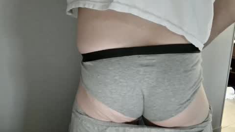 cammyman6900 online show from 20, 5, 2026