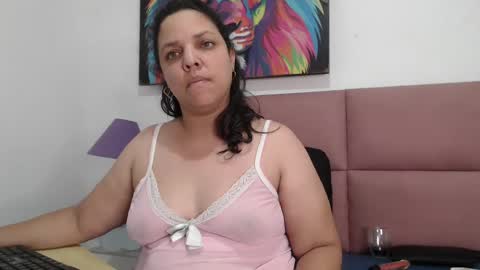 camturbery online show from 30, 12, 2024