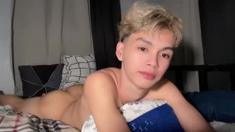 Snapshot of camwithethan chatting on 28, 2, 2026 Ethan online show from 28, 2, 2026