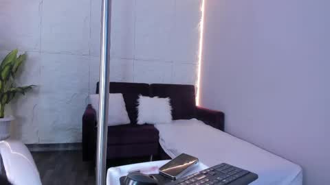 Snapshot of camyfoxx chatting on 1, 10, 2025 Camy online show from 1, 10, 2025