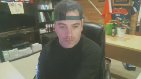 Snapshot of canadianboi6969 chatting on 29, 12, 2024 CanadianBacon6969 online show from 29, 12, 2024