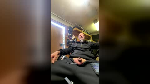 Chris online show from 11, 4, 2026