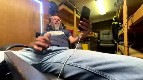 Chris online show from 25, 4, 2026