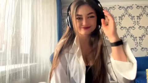 Snapshot of cancychill chatting on 30, 10, 2025 Kate online show from 30, 10, 2025