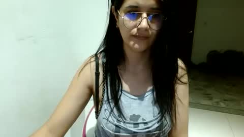 Snapshot of canddysexxx_ chatting on 17, 1, 2025 Carolina online show from 17, 1, 2025