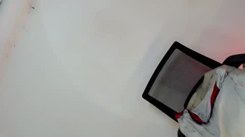 Snapshot of candicebelove1 chatting on 13, 2, 2025 candicebelove1 online show from 13, 2, 2025