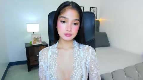 Snapshot of candiceferragamo chatting on 7, 1, 2026 candiceferragamo online show from 7, 1, 2026