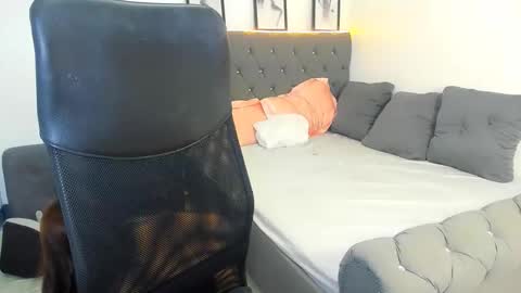 Snapshot of candiceferragamo chatting on 12, 2, 2026 candiceferragamo online show from 12, 2, 2026