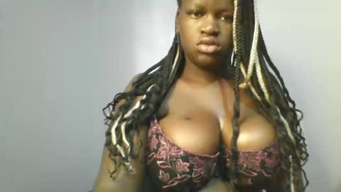 Snapshot of candie_love chatting on 4, 3, 2025 Spencer online show from 4, 3, 2025