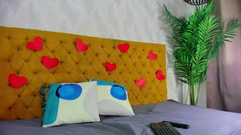 candise online show from 20, 9, 2025