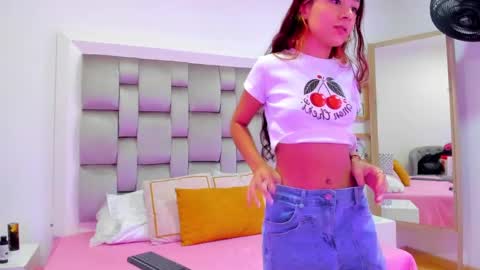 Snapshot of candy5girl chatting on 19, 1, 2025 Candy online show from 19, 1, 2025