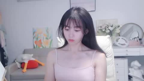 candy8998 online show from 12, 10, 2025