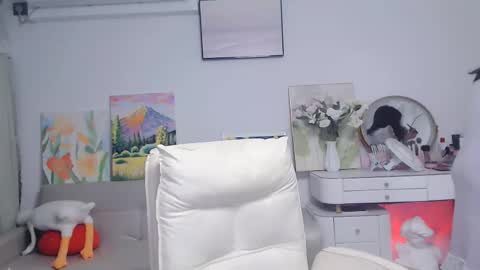 candy8998 online show from 3, 11, 2025