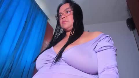 Candy  Brown online show from 30, 4, 2026