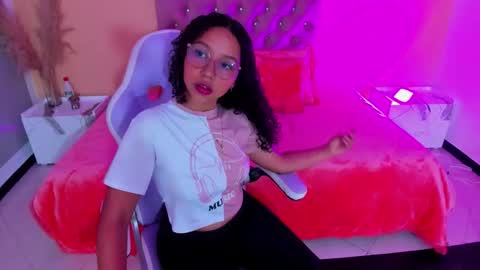 Candy online show from 28, 10, 2025