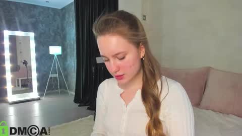 Candy online show from 20, 10, 2025