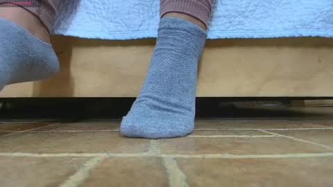 Snapshot of candy_feett chatting on 3, 3, 2026 Jolie online show from 3, 3, 2026