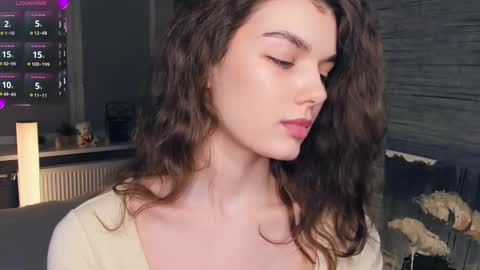 Snapshot of candy_flo chatting on 8, 3, 2025 Flora online show from 8, 3, 2025