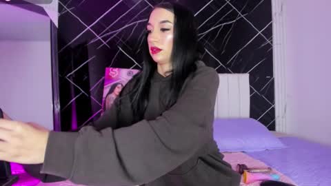 Snapshot of candy_leila3 chatting on 19, 9, 2025 Leila online show from 19, 9, 2025