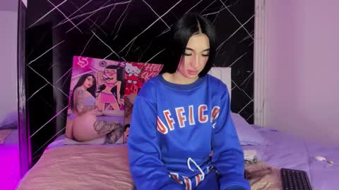 Snapshot of candy_leila3 chatting on 10, 10, 2025 Leila online show from 10, 10, 2025