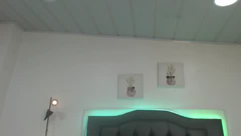 Snapshot of candy_lux_ chatting on 10, 10, 2025 Candy online show from 10, 10, 2025