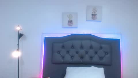 Snapshot of candy_lux_ chatting on 18, 10, 2025 Candy online show from 18, 10, 2025