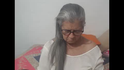 Snapshot of candy_mature_ chatting on 23, 12, 2024 candy online show from 23, 12, 2024