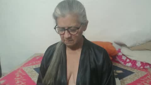 Snapshot of candy_mature_ chatting on 24, 12, 2024 candy online show from 24, 12, 2024