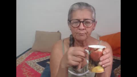 Snapshot of candy_mature_ chatting on 28, 12, 2024 candy online show from 28, 12, 2024