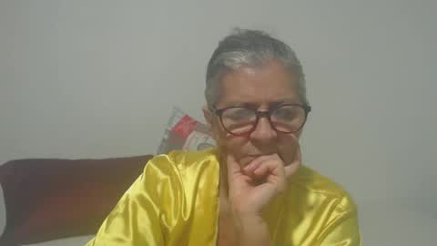 Snapshot of candy_mature_ chatting on 6, 1, 2025 candy online show from 6, 1, 2025