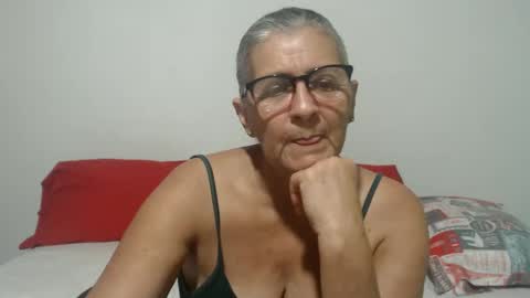 Snapshot of candy_mature_ chatting on 9, 1, 2025 candy online show from 9, 1, 2025