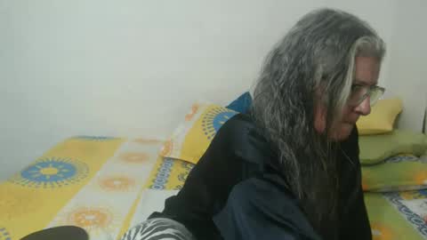 Snapshot of candy_mature_ chatting on 17, 1, 2025 candy online show from 17, 1, 2025