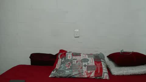 Snapshot of candy_mature_ chatting on 28, 10, 2025 candy online show from 28, 10, 2025