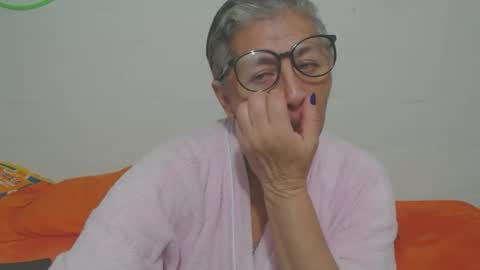 Snapshot of candy_mature_ chatting on 15, 1, 2026 candy online show from 15, 1, 2026