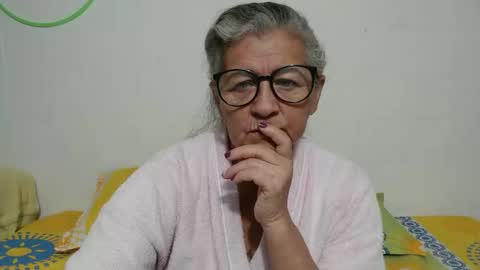 Snapshot of candy_mature_ chatting on 15, 2, 2026 candy online show from 15, 2, 2026