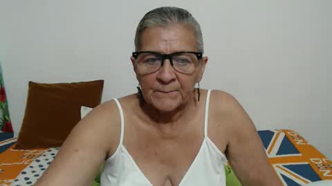 Snapshot of candy_mature_ chatting on 14, 3, 2026 candy online show from 14, 3, 2026