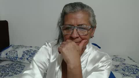 Snapshot of candy_mature_ chatting on 27, 4, 2026 candy online show from 27, 4, 2026